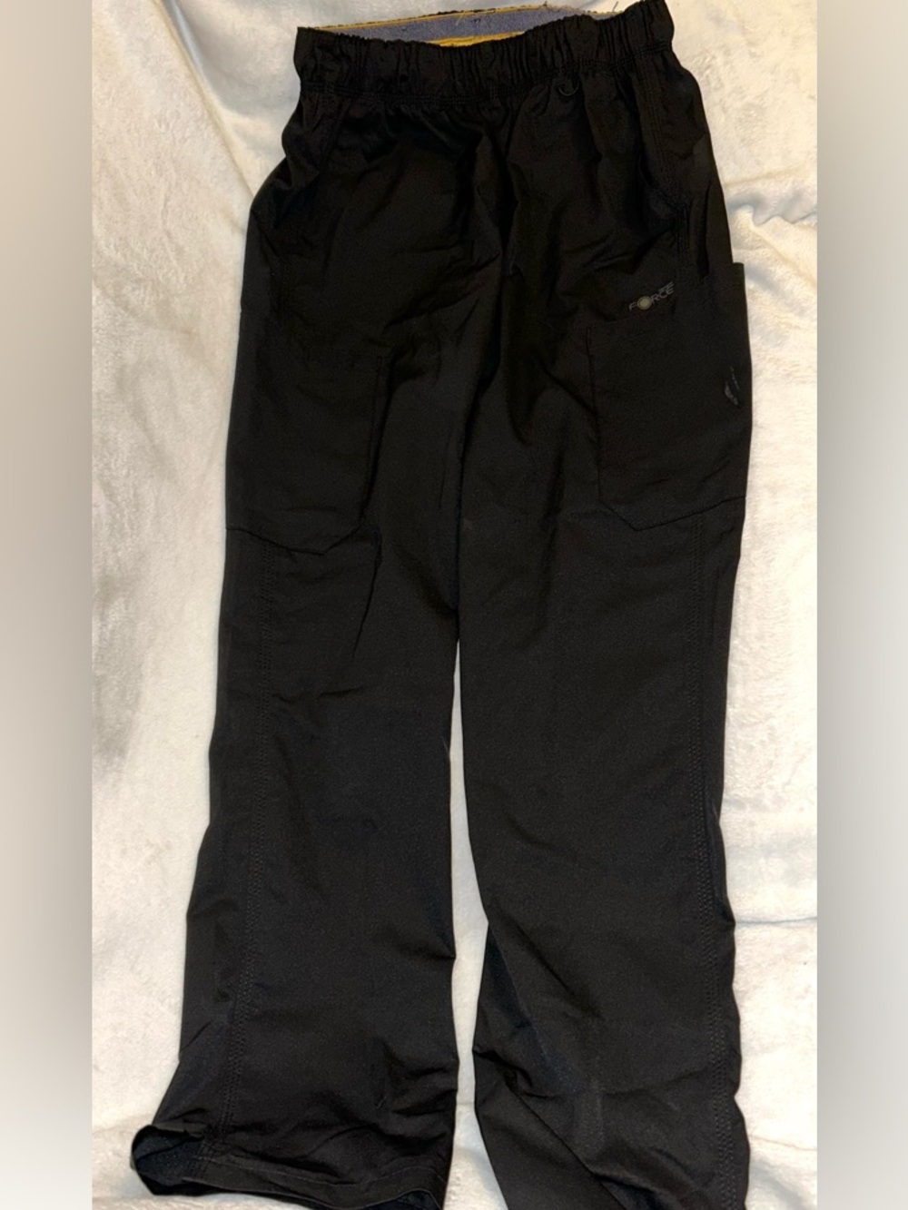 Women’s Carhartt scrub pants